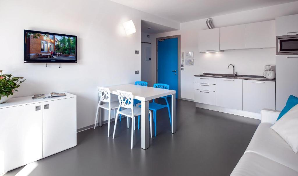 Gardabike Residence Torbole Sul Garda Стая снимка